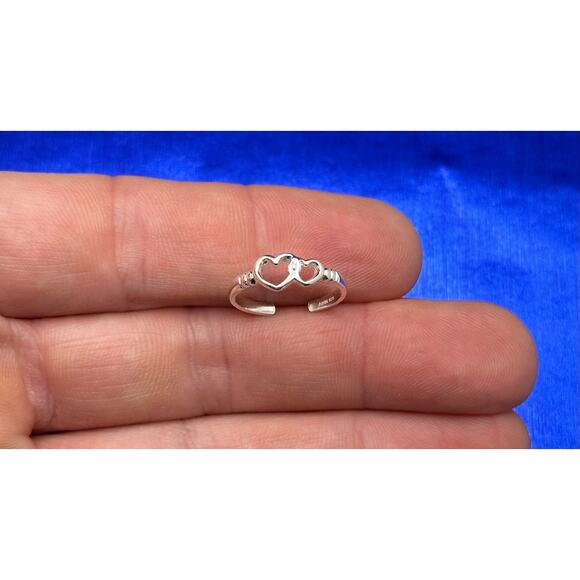 Sterling Silver Adjustable Two Heart Cutout Toe Ring - Picture 1 of 5